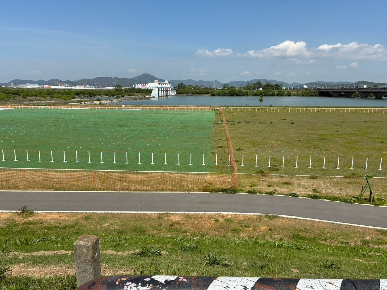 河川敷工事の様子2