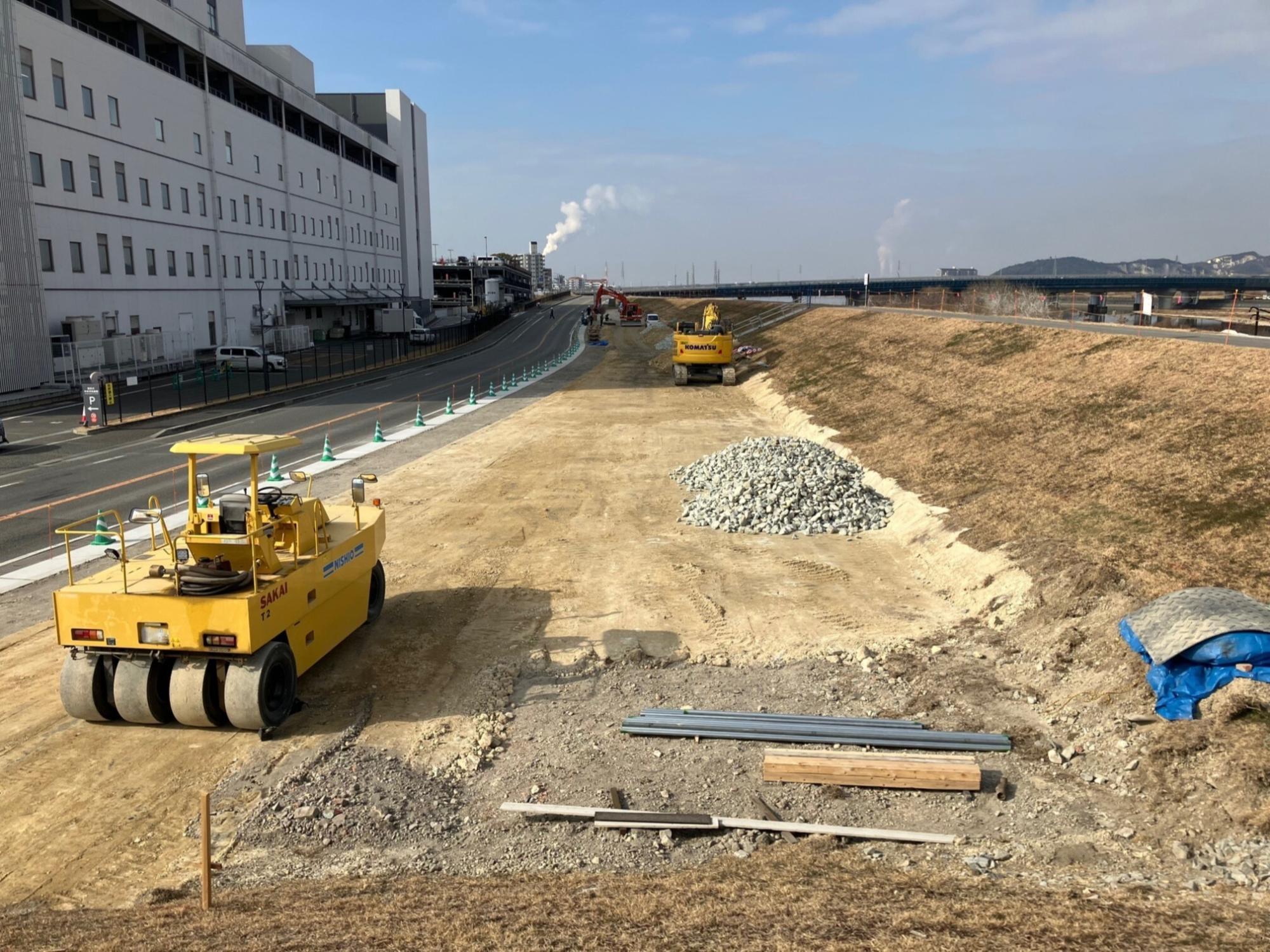 河川敷工事の様子6