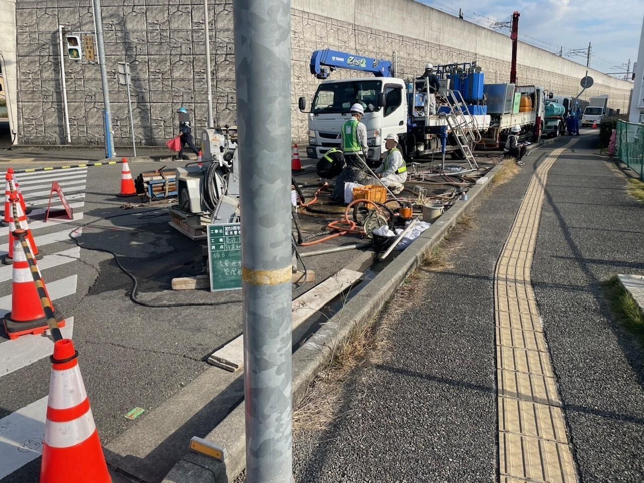 河川敷工事の写真4