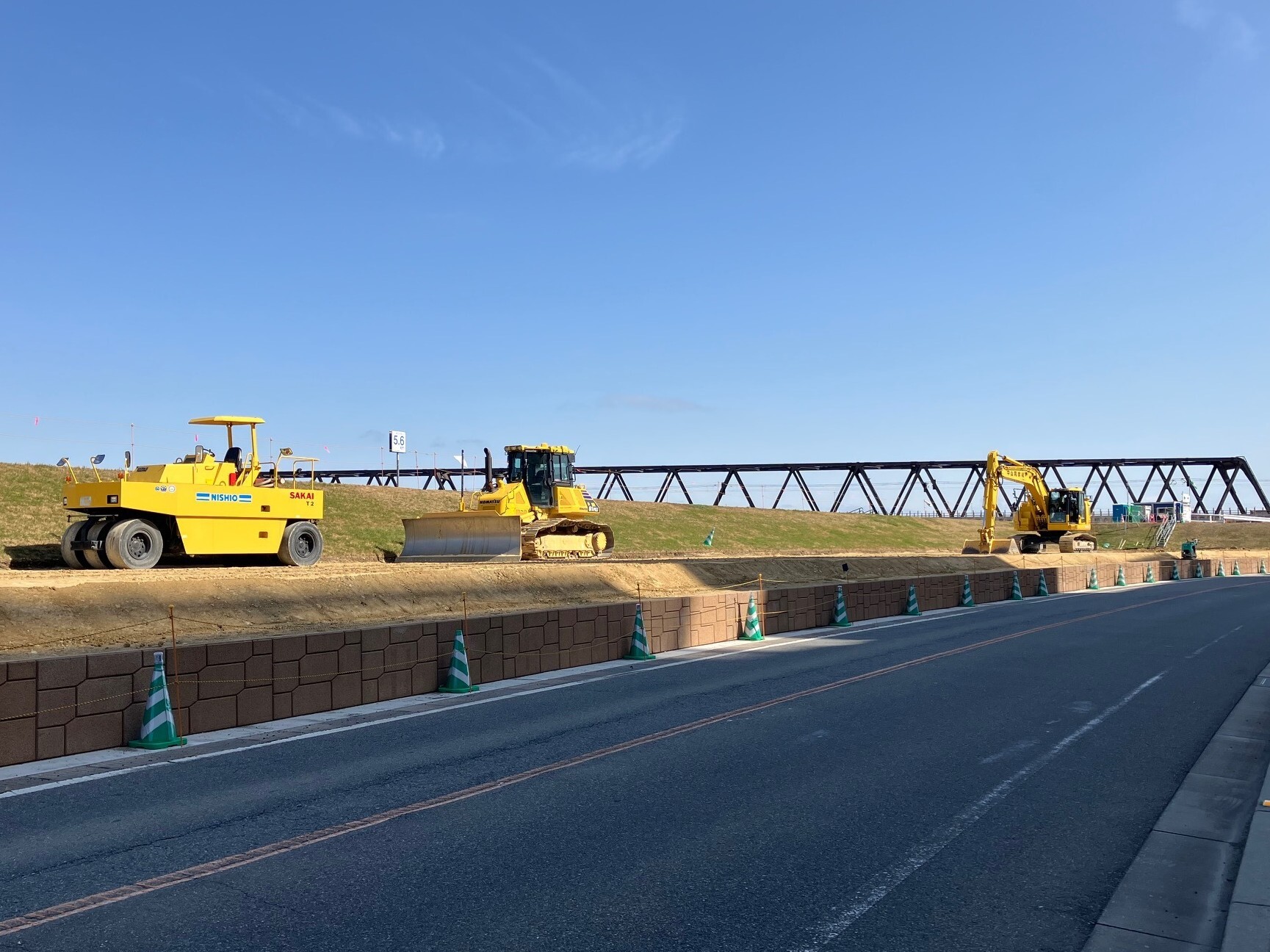 河川敷整備の様子