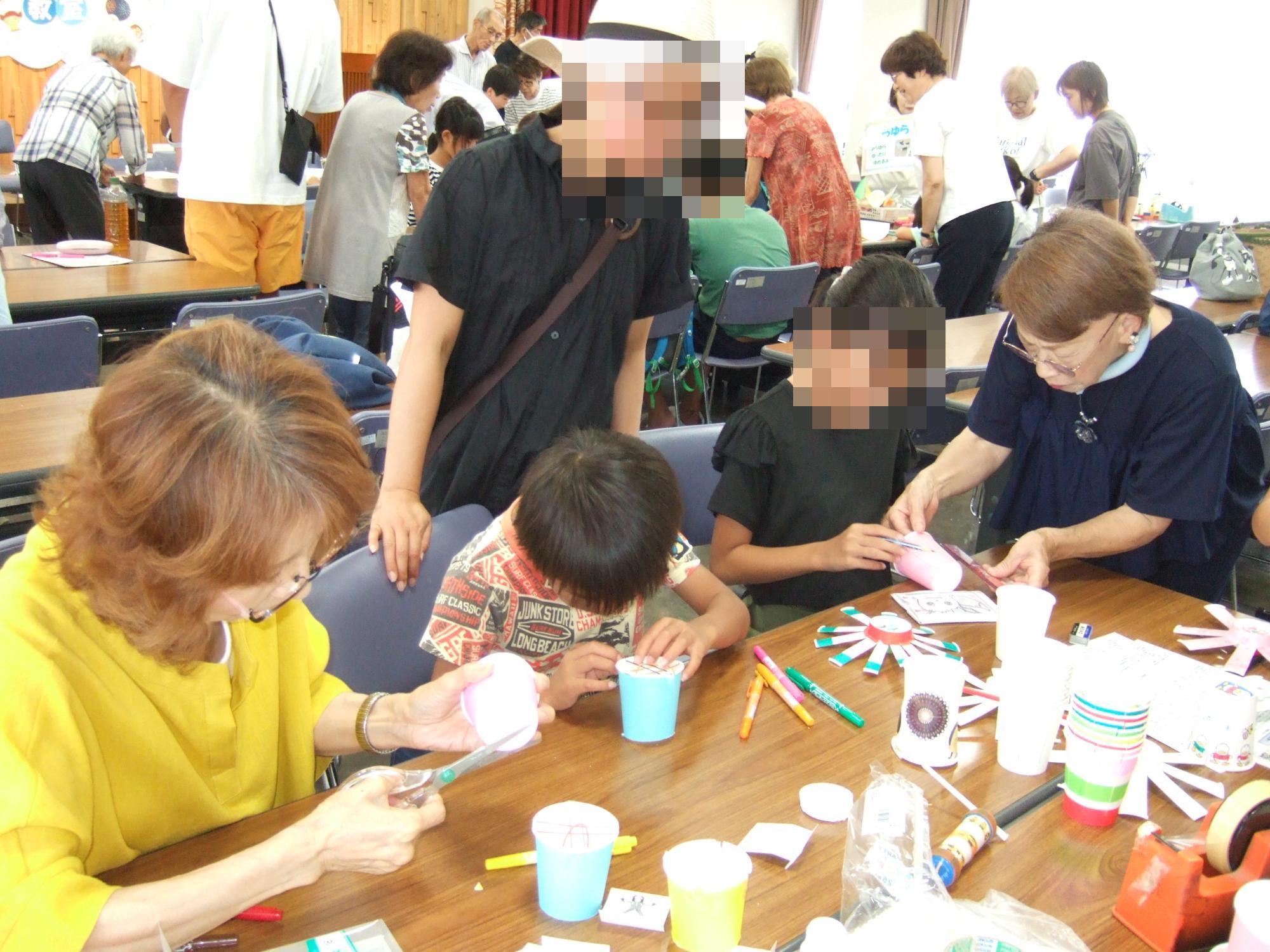 野口公民館　夏休み工作教室の様子