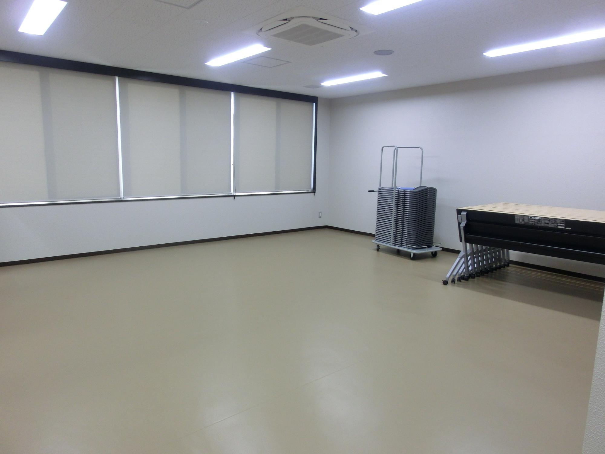 野口公民館　研修室