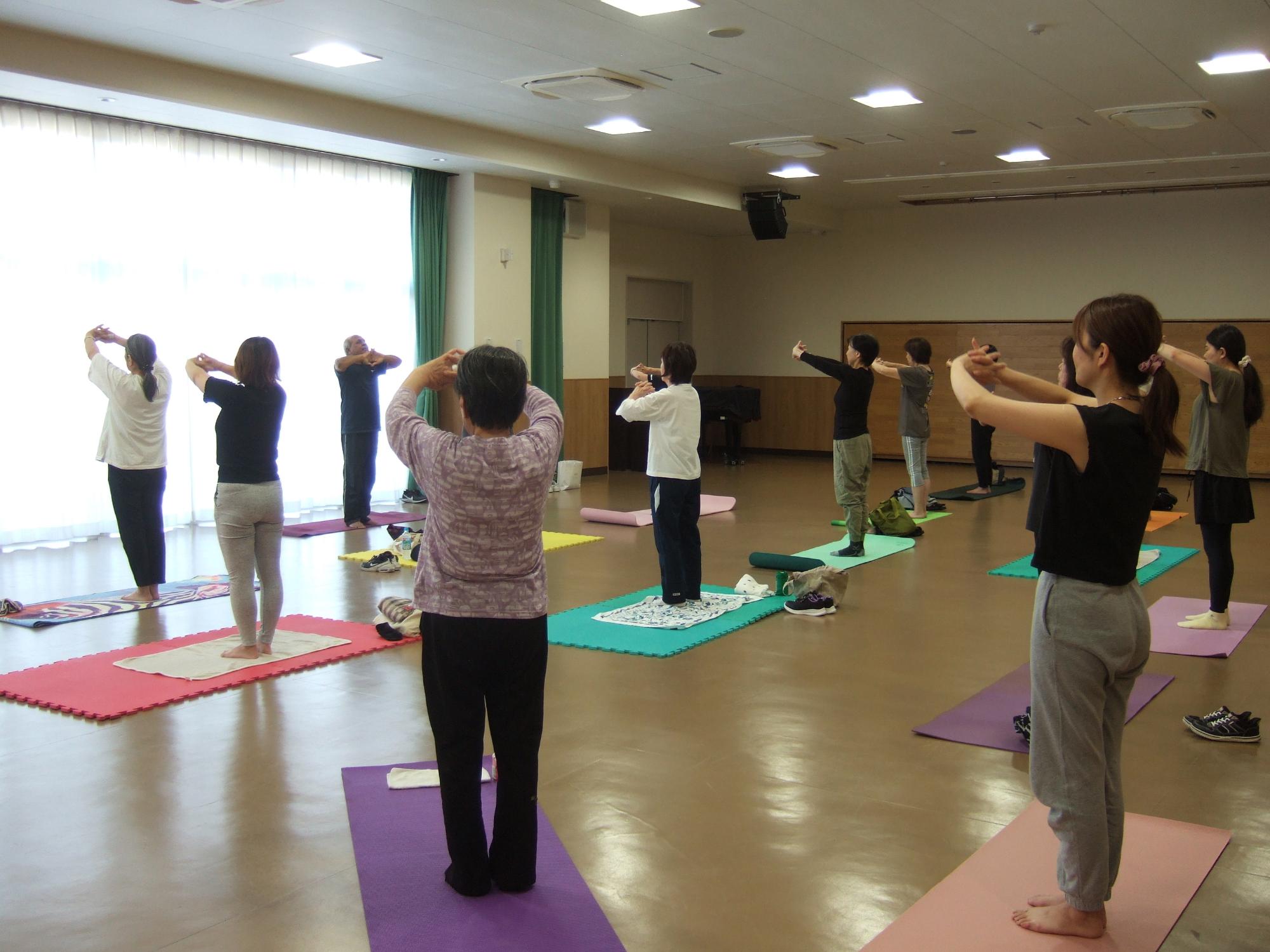 野口公民館　 やさしインドヨガ