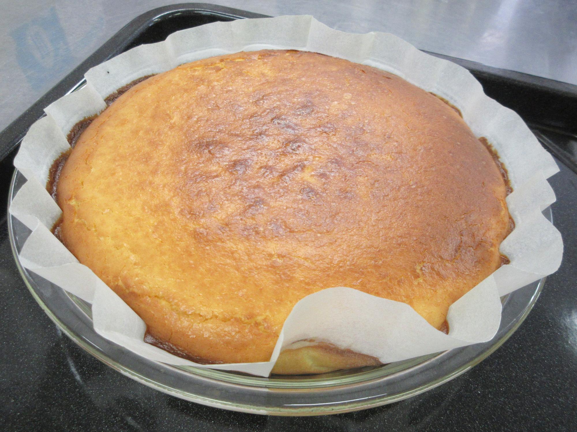 クリームチーズケーキが焼きあがったようす