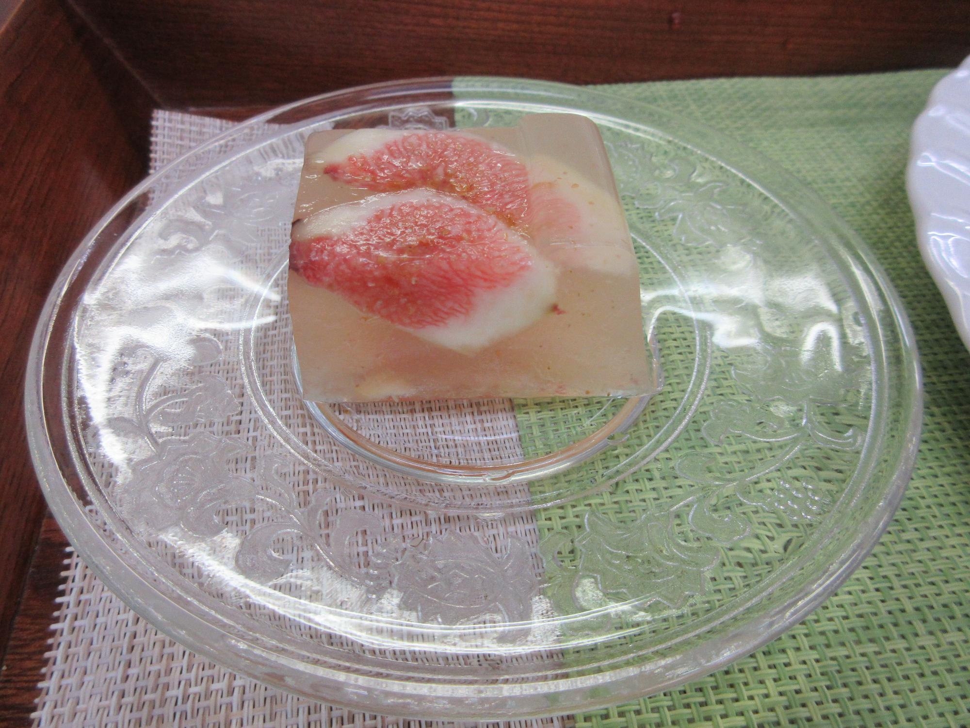 できあがったいちじくのゼリー